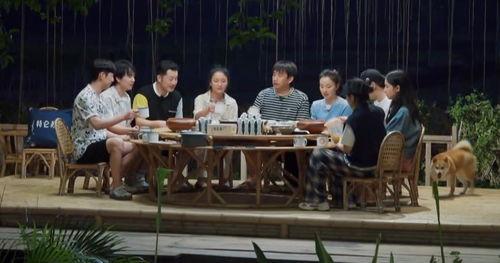 以爱为营剧中吃瓜群众,揭秘剧中的吃瓜群众众生相